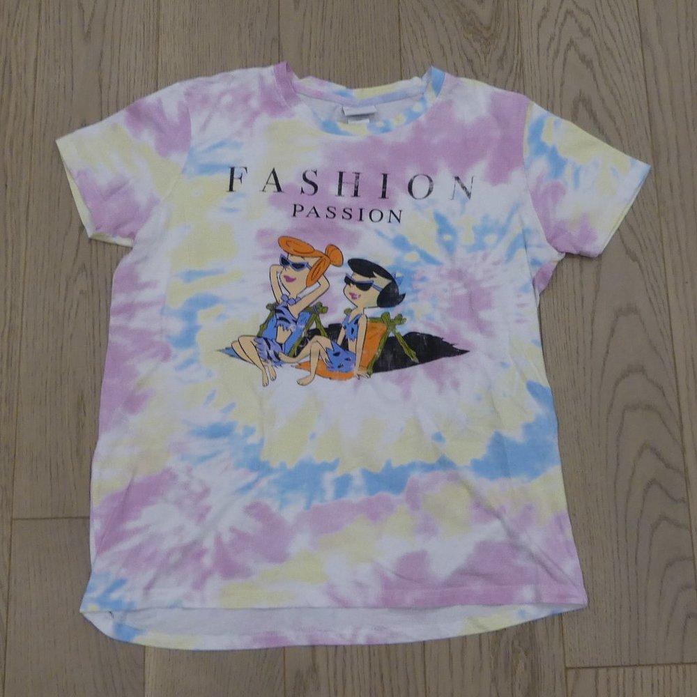Vintage Y2K "Fashion Passion" Flintstones Hanna-Barbera Tie-Dye T-Shirt